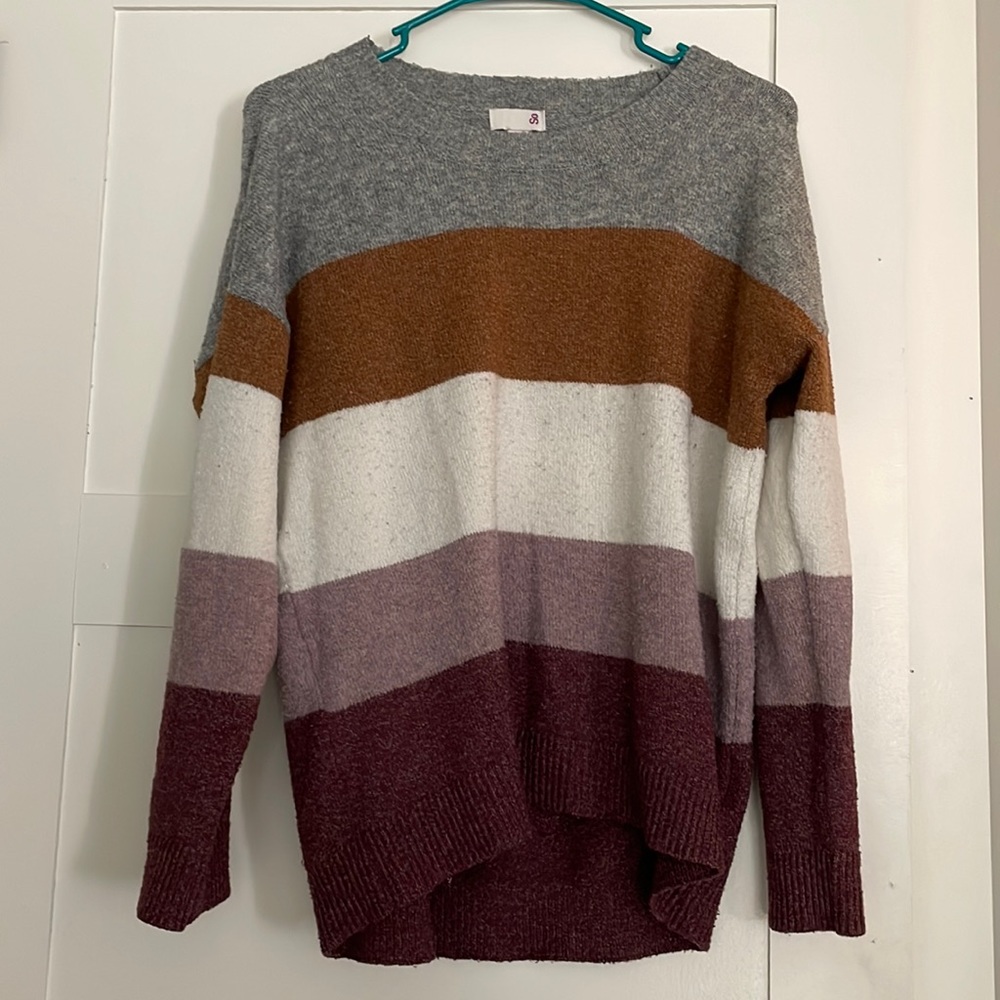 Sweater size medium